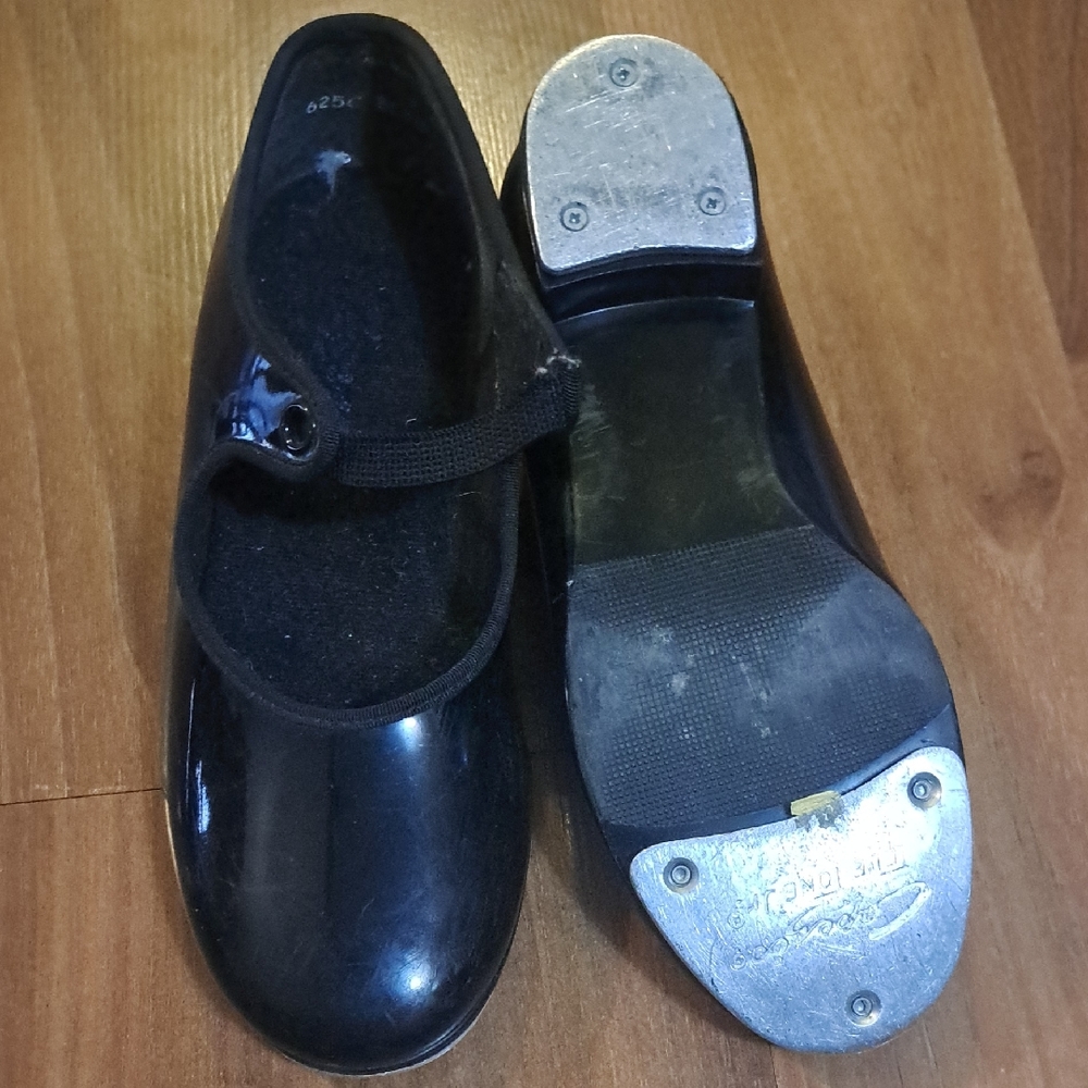 Capezio Black Kids Tap Dance Shoes with Strap
